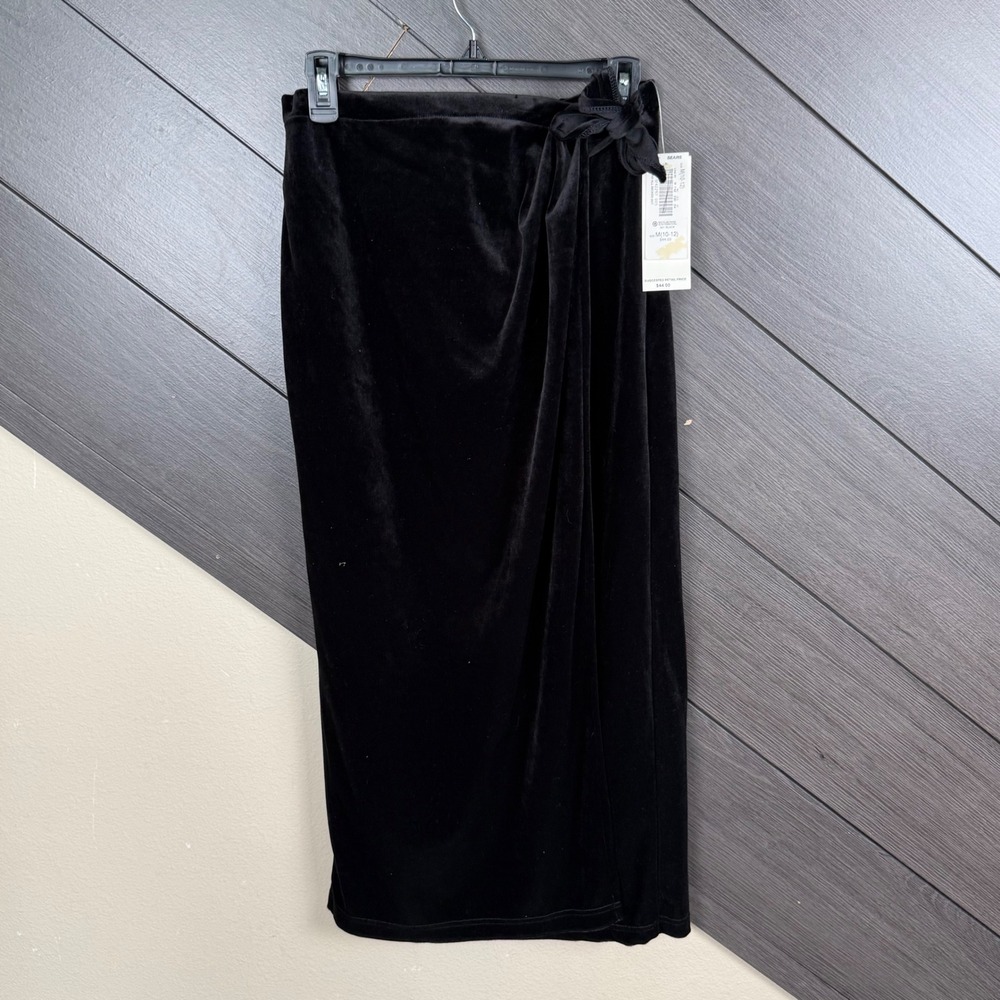 First Issue by Liz Claiborne Women's Black Velvet Wrap Maxi Skirt M NWT 90's